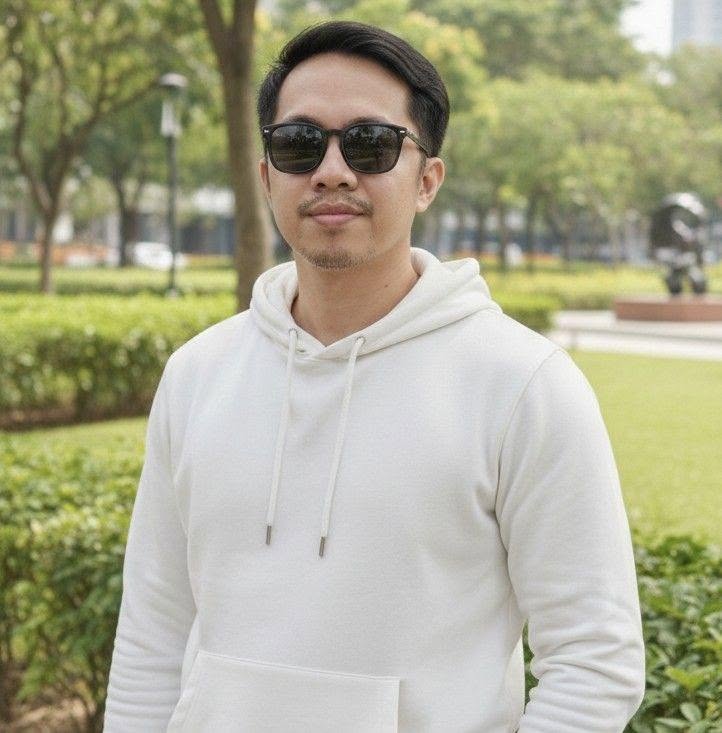 Jayu Barcena, freelance web developer